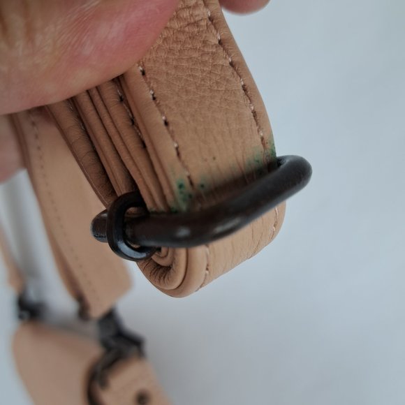 Wanderers Travel Co. THE SALZBURG CROSSBODY Leather Bag in Blush - Picture 13 of 16